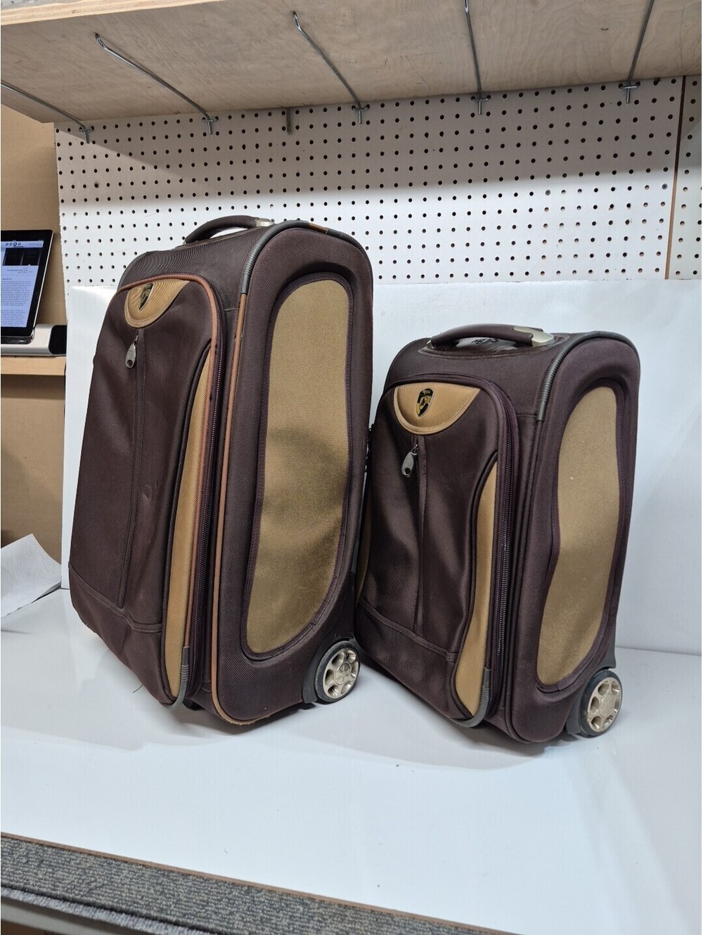 2 Heys America Heys 21" & 26" Carry-on Luggages - Rare Find